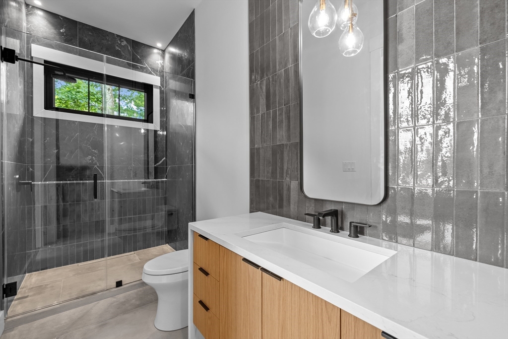 216 Greenwood Road Andover, MA 01810 - Photo 31 of 42