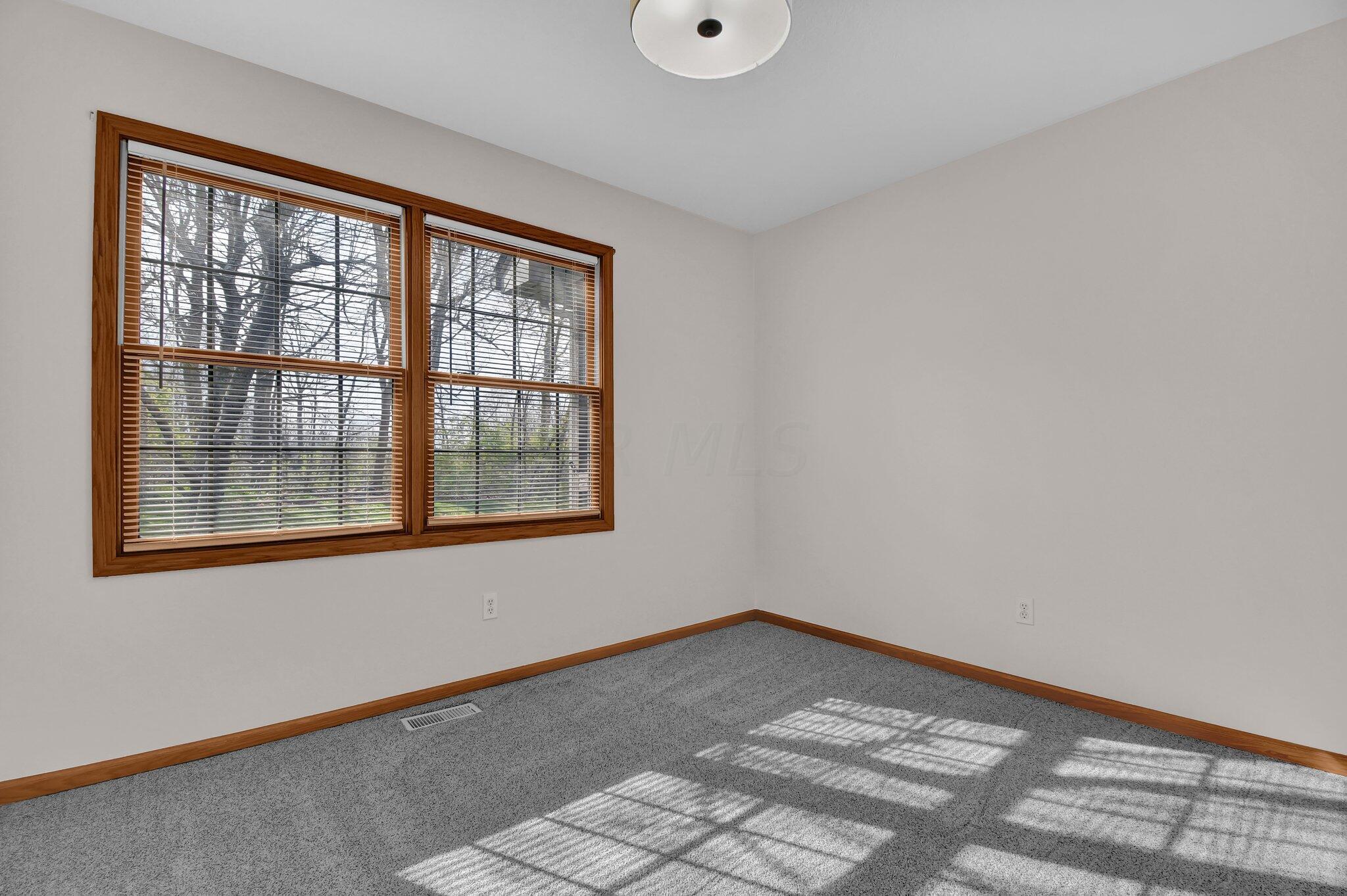 13222 Fairview Road Southeast Newark, OH 43056 - Photo 14 of 43 16-web-or-mls-13222-fairview-rd-se