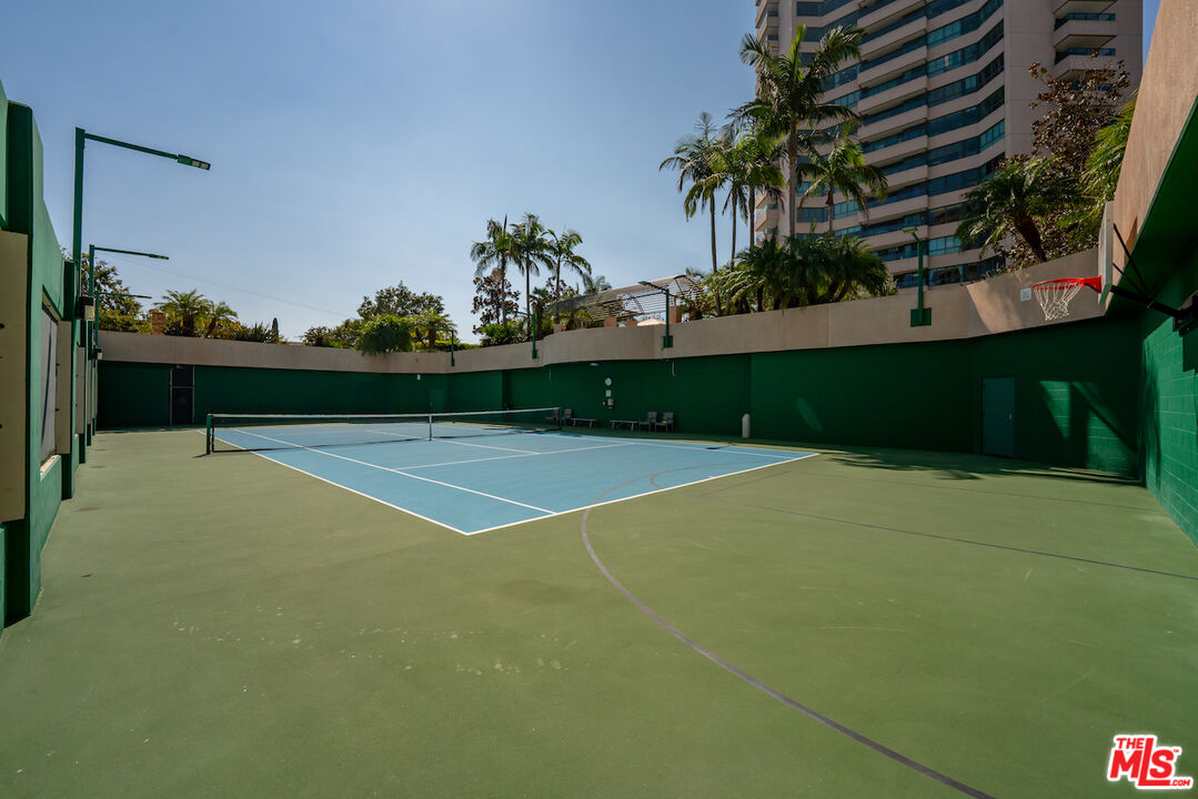 10490 Wilshire Boulevard, Unit 1402 Los Angeles, CA 90024 - Photo 50 of 67