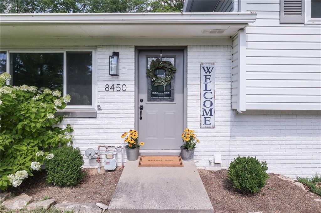 8450 South Franklin Road Indianapolis, IN 46259 - Photo 5 of 53 Gallery Image 5