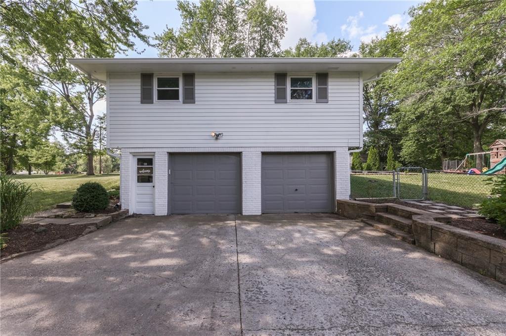 8450 South Franklin Road Indianapolis, IN 46259 - Photo 6 of 53 Gallery Image 6