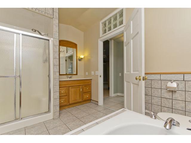 321 North Cassingham Road Bexley, OH 43209 - Photo 11 of 25