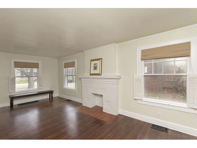 321 North Cassingham Road Bexley, OH 43209 - Photo 6 of 25