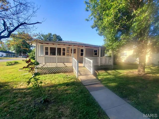 $129,900 | 701 Madison Street, Canton, MO 63435