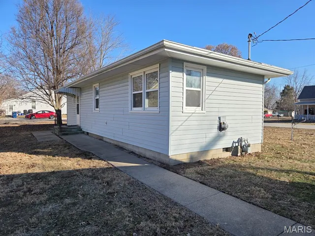 $129,900 | 701 Madison Street, Canton, MO 63435