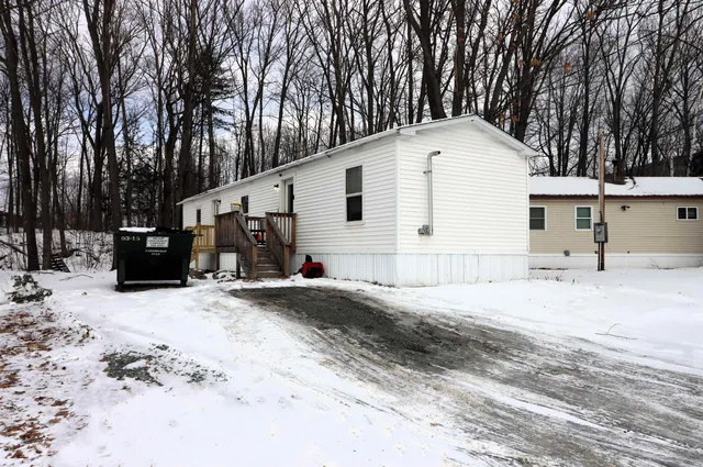 $74,900 | 7 Corrigan Street, Gorham, NH 03581