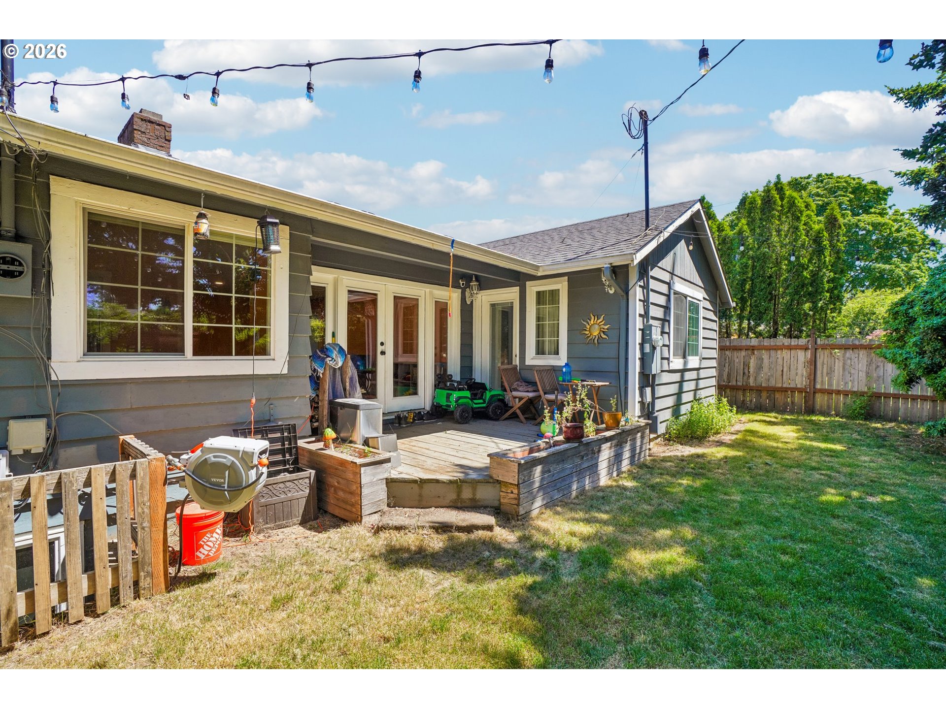 18042 Southeast Clay Street Portland, OR 97233 - Photo 40 of 43