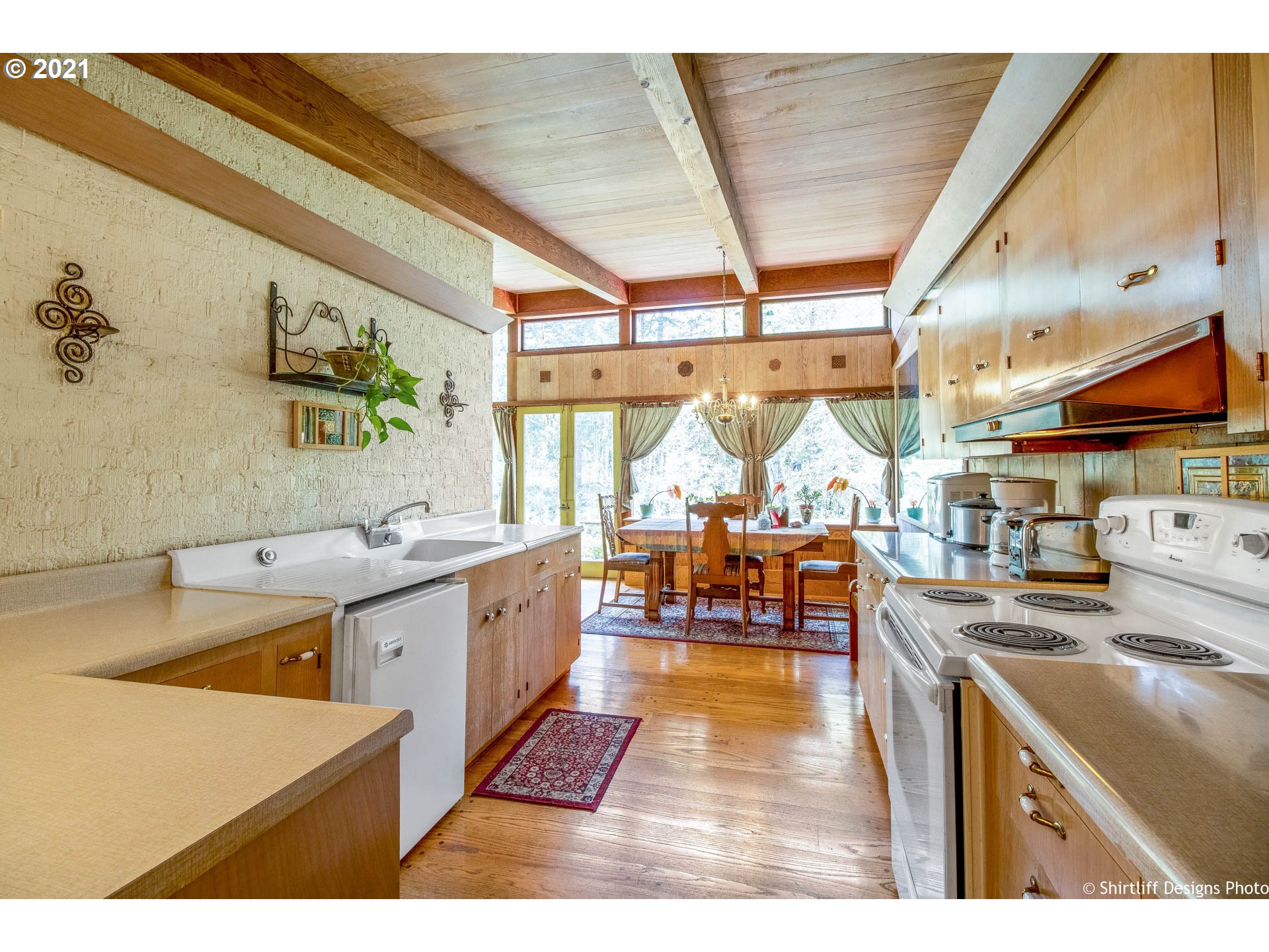 76686 Mosby Creek Road Cottage Grove, OR 97424 - Photo 11 of 32 Gallery Image 11