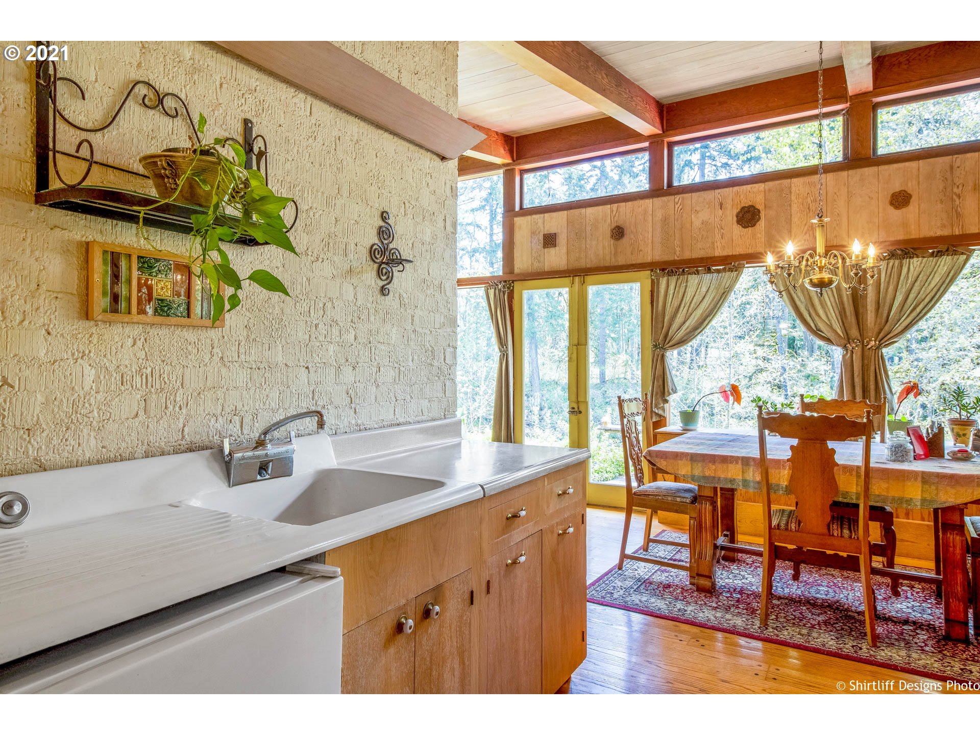 76686 Mosby Creek Road Cottage Grove, OR 97424 - Photo 12 of 32 Gallery Image 12