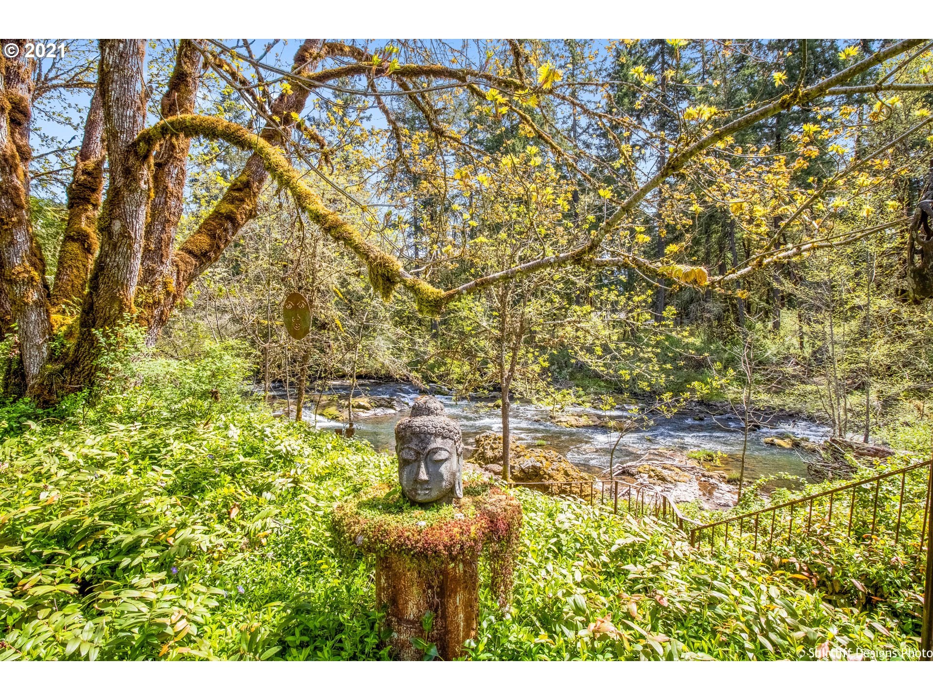 76686 Mosby Creek Road Cottage Grove, OR 97424 - Photo 23 of 32 Gallery Image 23