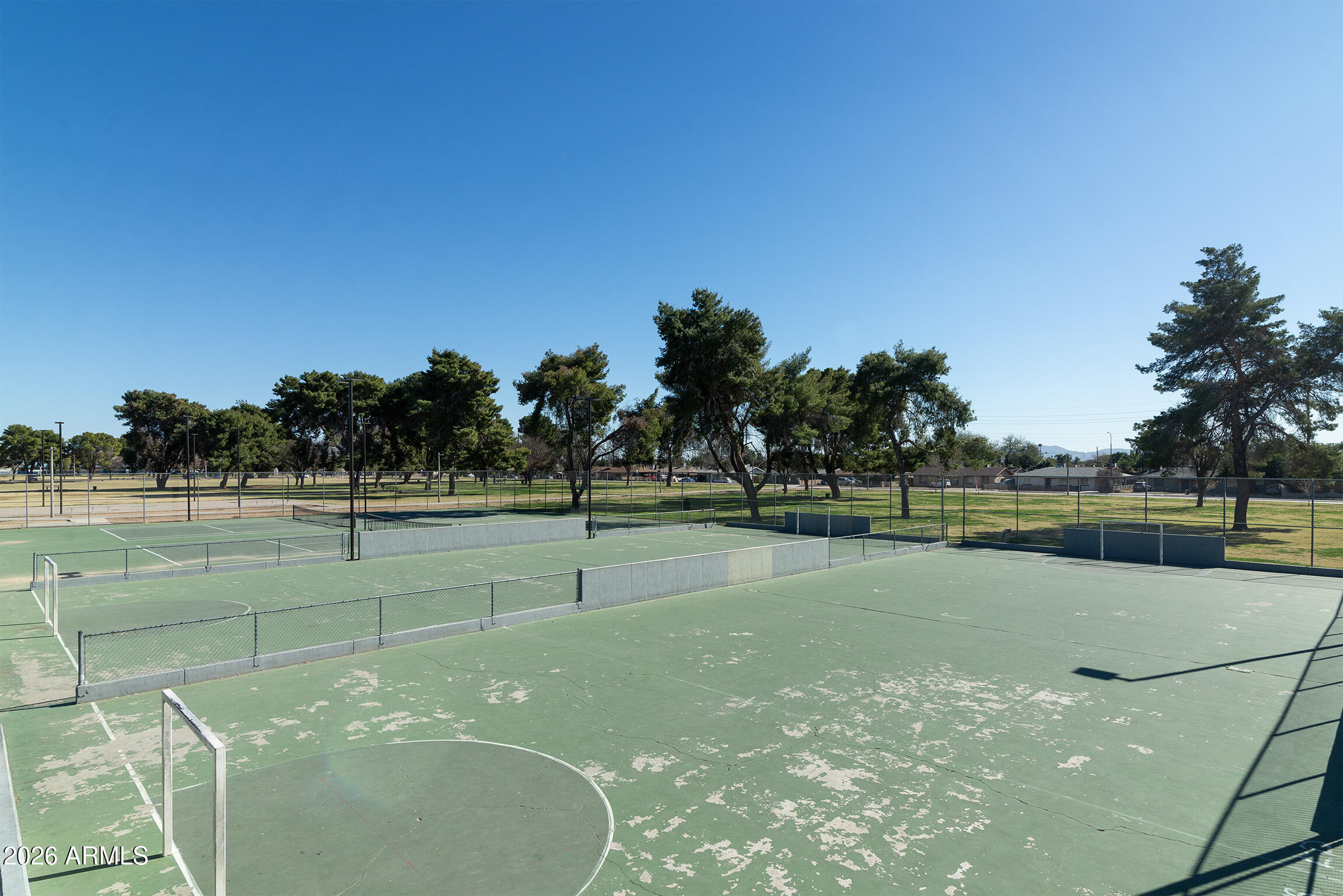 2608 West Pierson Street Phoenix, AZ 85017 - Photo 14 of 32 a view of a water court