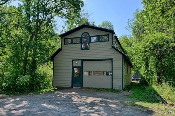 $925,000 | 1057 Bay Shore Road, Thousand Island Park, NY 13692