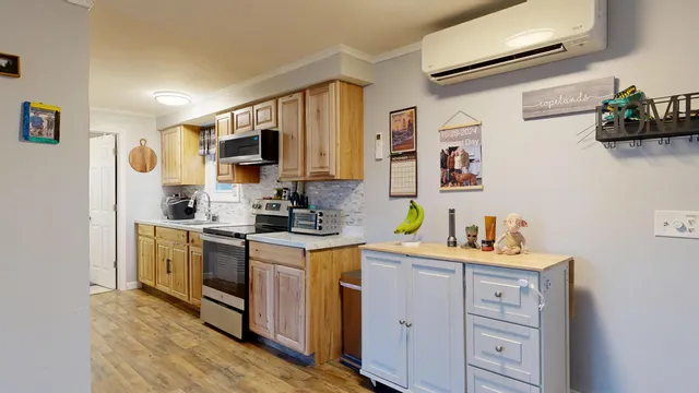 $289,900 | 6 Cecile Avenue, Augusta, ME 04330