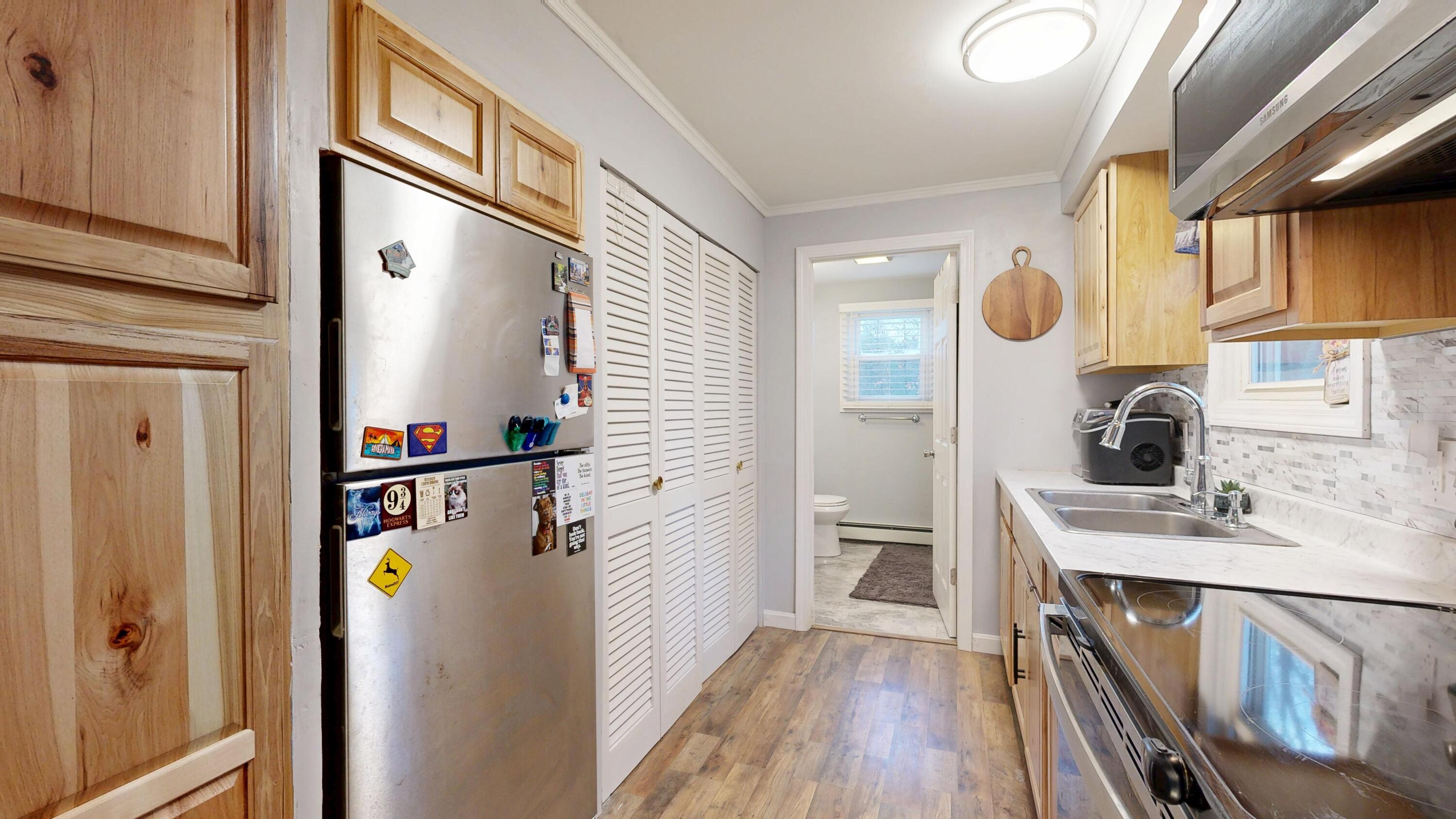 6 Cecile Avenue Augusta, ME 04330 - Photo 8 of 32 Kitchen