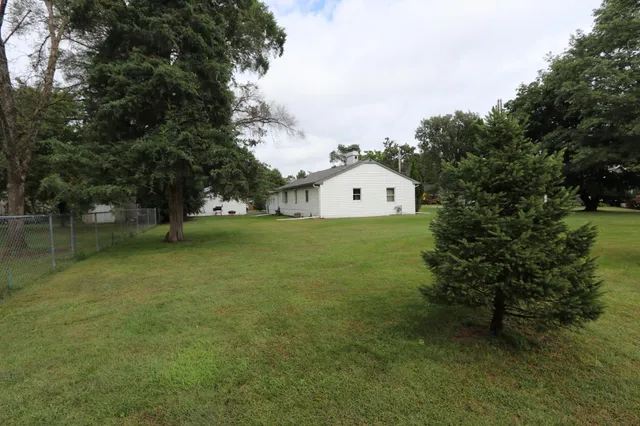 $425,000 | 1850 Quasar Avenue South, Lakeland, MN 55043