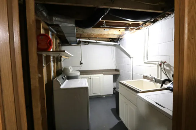 $425,000 | 1850 Quasar Avenue South, Lakeland, MN 55043