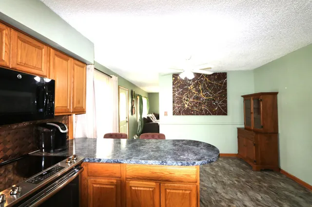 $425,000 | 1850 Quasar Avenue South, Lakeland, MN 55043