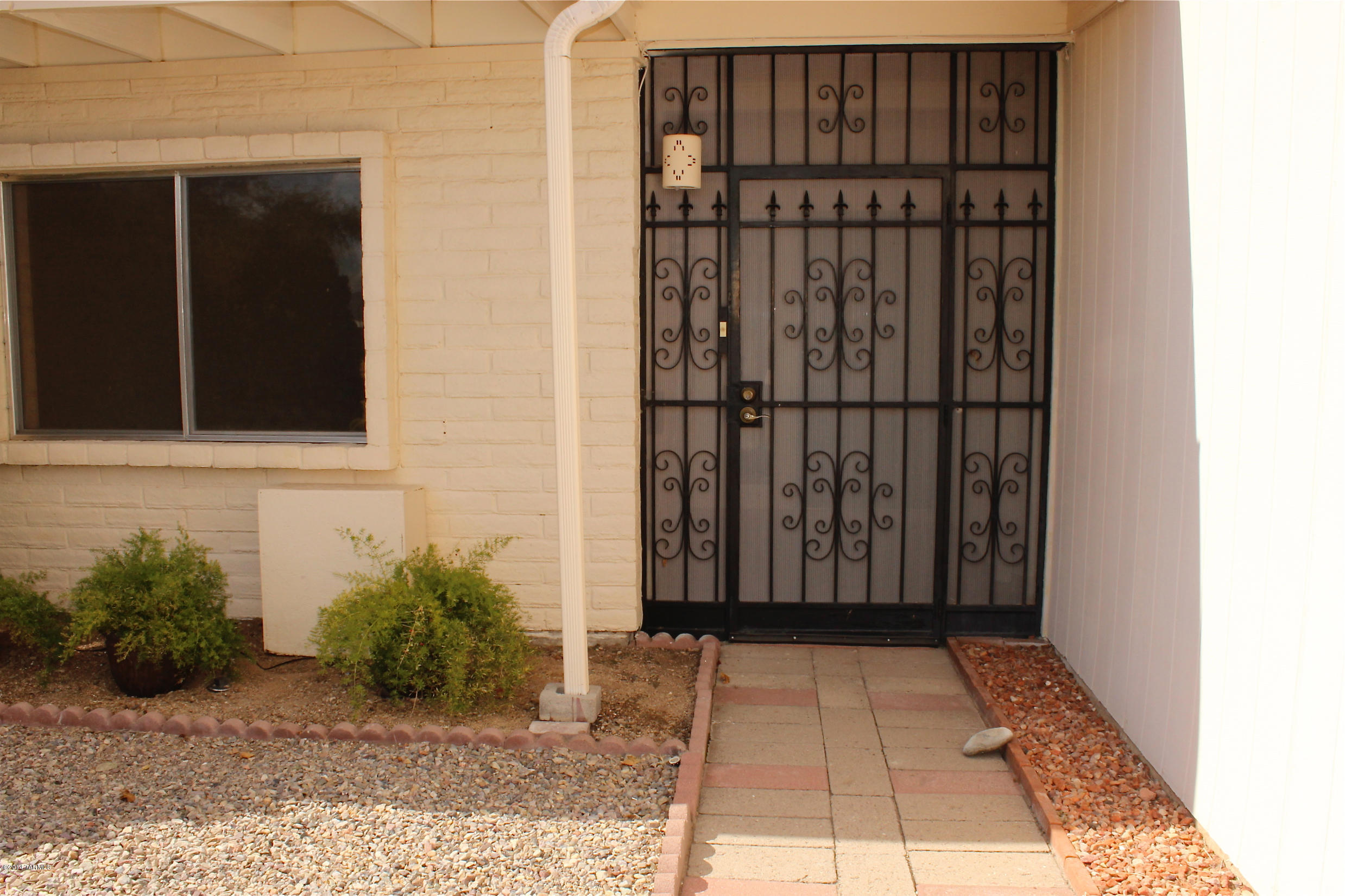 485 West Rio-Santa Cruz Green Valley, AZ 85614 - Photo 5 of 32 Gallery Image 5