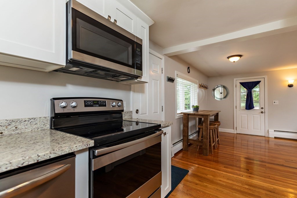 79 Wenham Road Carver, MA 02330 - Photo 8 of 28 Gallery Image 8