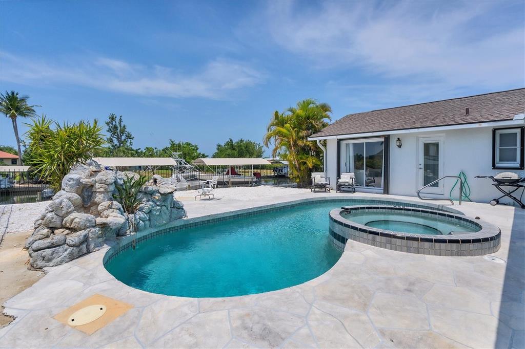 245 Spaniards Road Placida, FL 33946 - Photo 11 of 65