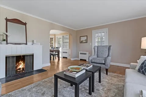 $799,000 | 241 Evergreen Court, Mountainside, NJ 07092