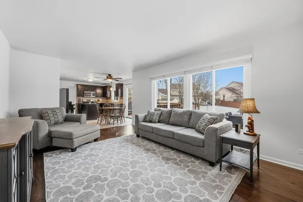 $516,000 | 13 Callery Court, Bolingbrook, IL 60490