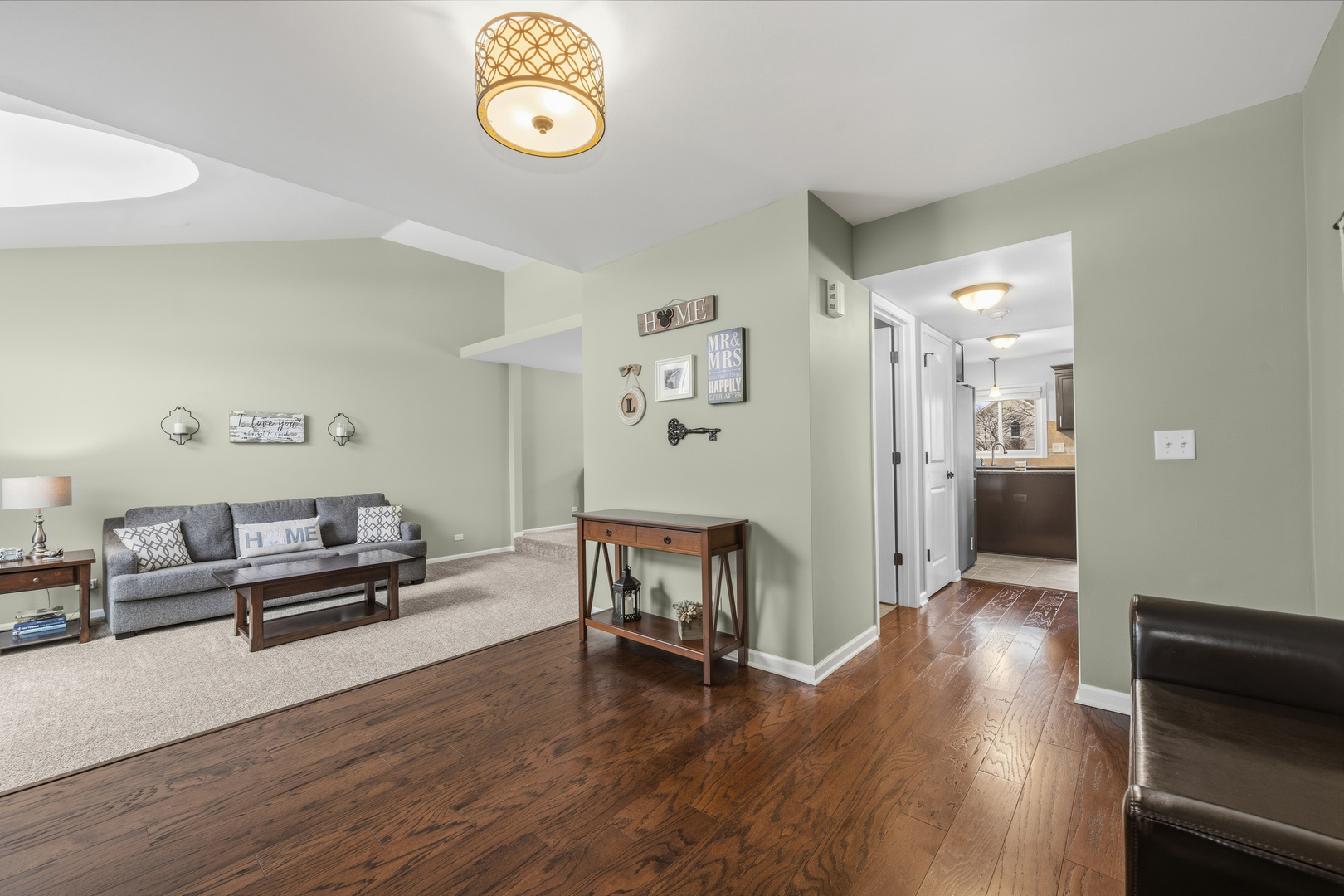 13 Callery Court Bolingbrook, IL 60490 - Photo 2 of 43