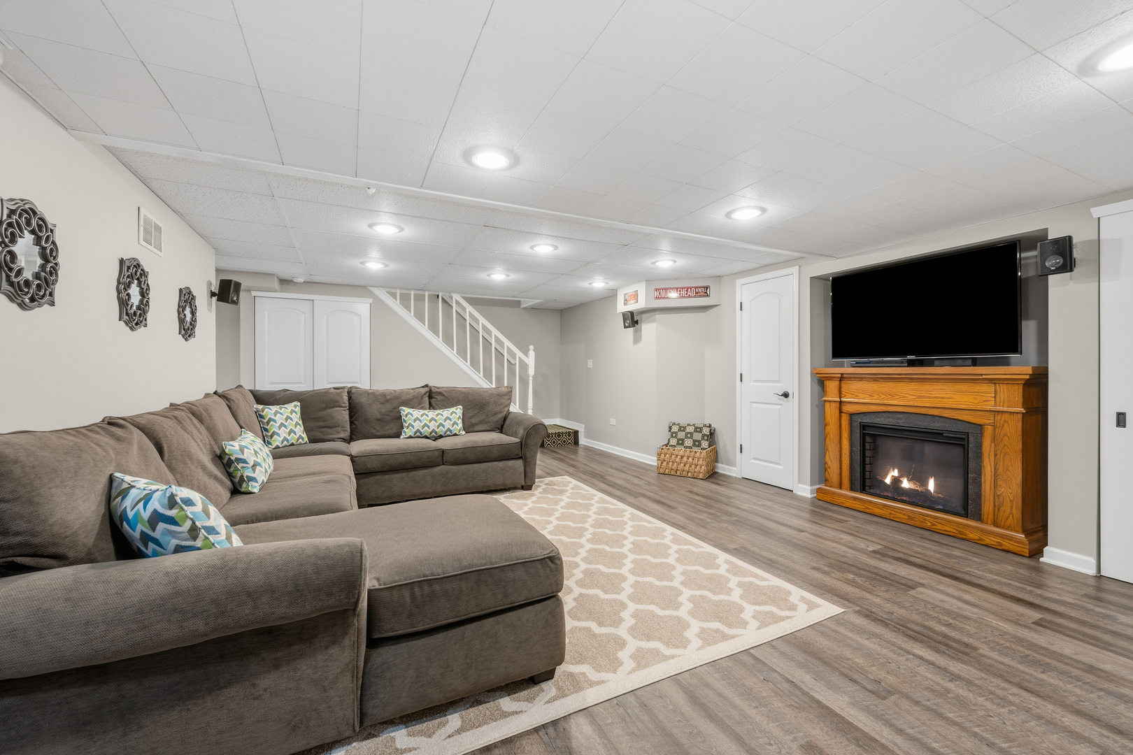 13 Callery Court Bolingbrook, IL 60490 - Photo 22 of 43