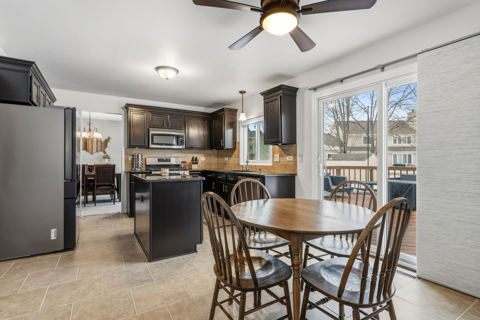 13 Callery Court Bolingbrook, IL 60490 - Photo 9 of 43