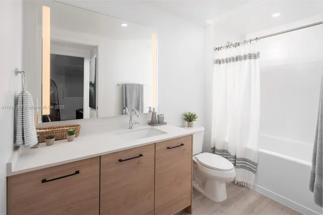 $2,421 | 1874 Heron Club Drive, Unit A3, Delray Beach, FL 33445