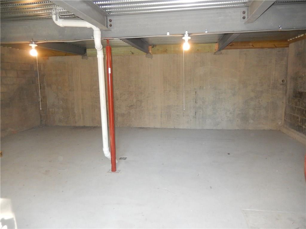 489 Cecil-Henderson Road Cecil, PA 15321 - Photo 22 of 25 Huge work room under garage
