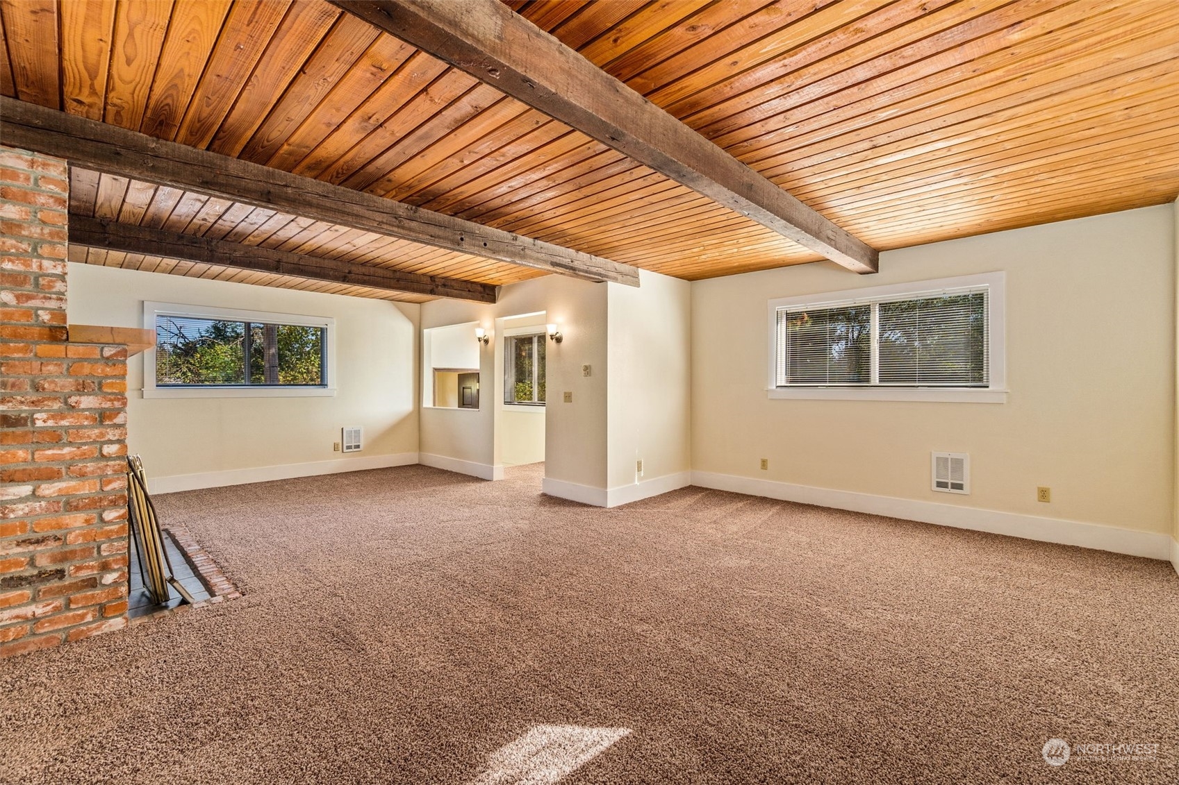 18127 Case Road Southwest Rochester, WA 98579 - Photo 4 of 37