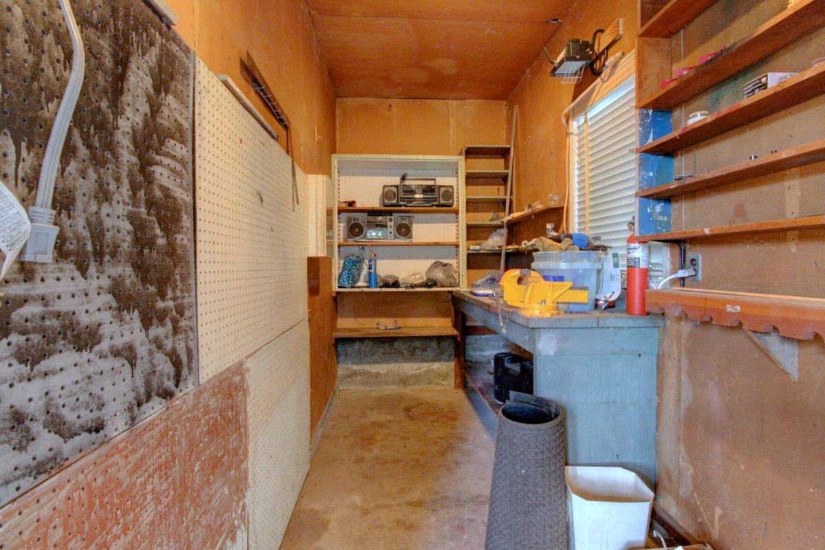 2011 Westerlund Drive Medford, OR 97504 - Photo 19 of 22 Additional Photo