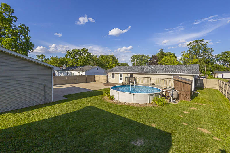 722 Capitol Road Valparaiso, IN 46385 - Photo 33 of 36 800x533