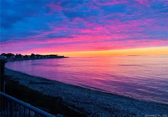 a view of an outdoor and kitchen