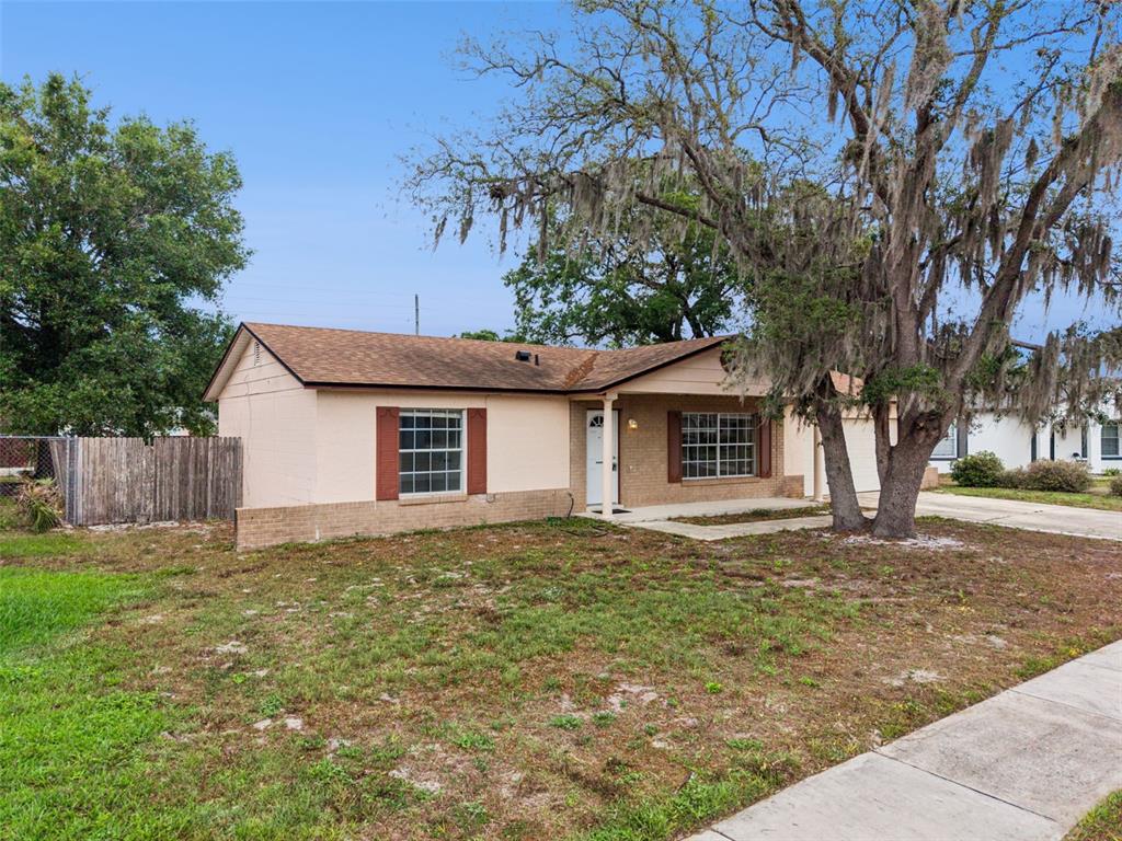 8723 Hill Pine Road Orlando, FL 32825 - Photo 5 of 23