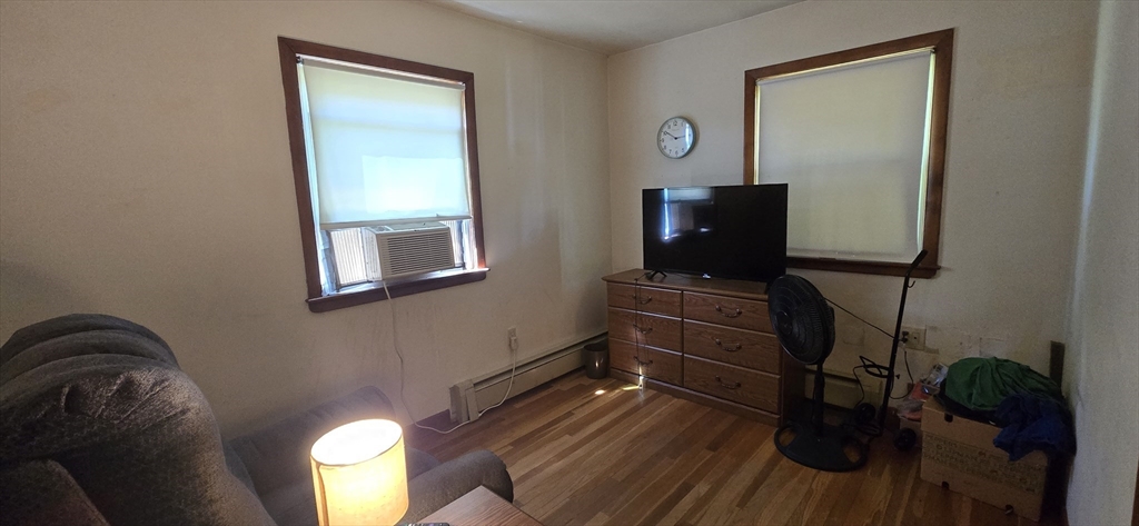 36 Middlesex Road Tyngsborough, MA 01879 - Photo 11 of 12
