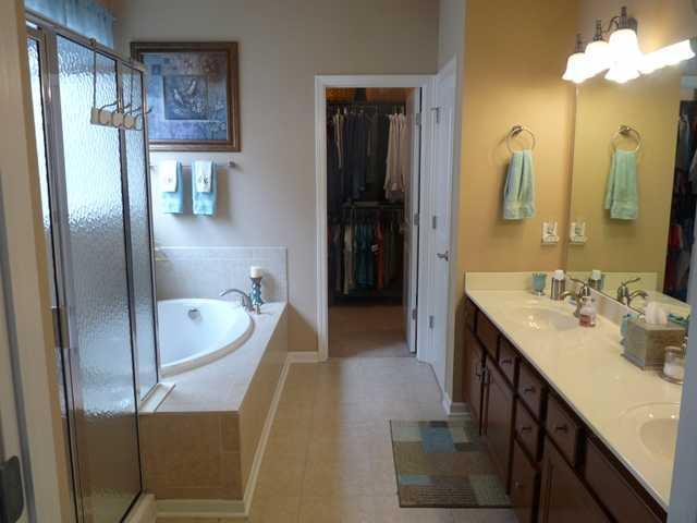 18971 Round Lake Road Noblesville, IN 46060 - Photo 10 of 16 Gallery Image 10
