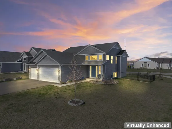 $479,000 | 380 Cross Circle, Dundas, MN 55019