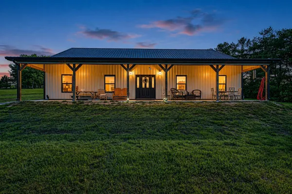 $519,900 | 142 Mt Vernon Road, Bethpage, TN 37022