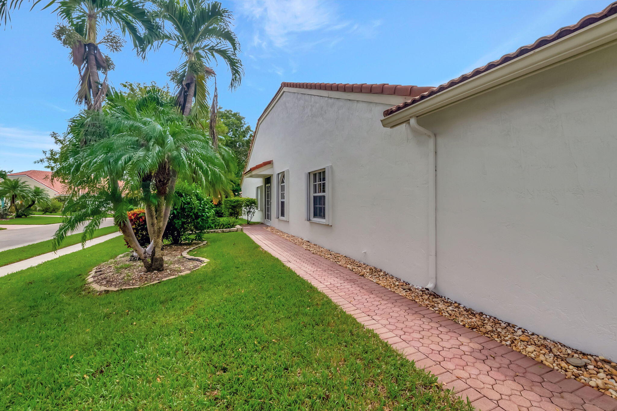 6080 Caladium Road Delray Beach, FL 33484 - Photo 4 of 59 4-web-or-mls-DSC_3784