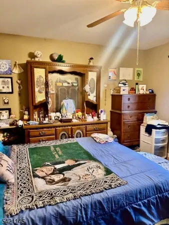 $379,000 | 12 Chincopee Avenue, Hopatcong, NJ 07843