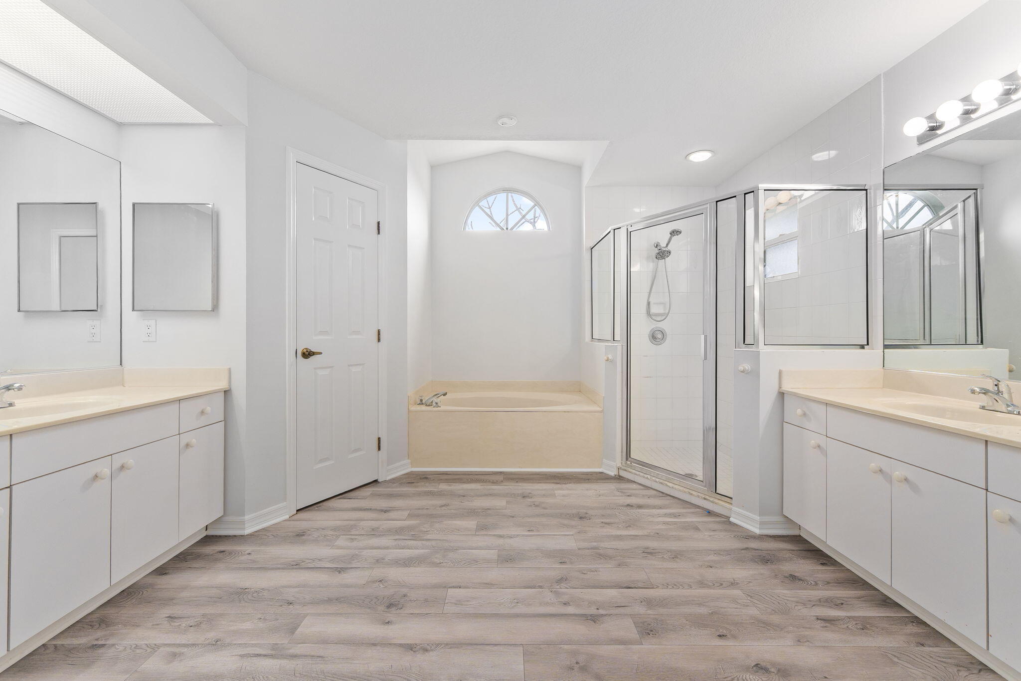 2452 Southwest Fair Isle Road Port St. Lucie, FL 34987 - Photo 22 of 52 30-web-or-mls-DSC04088