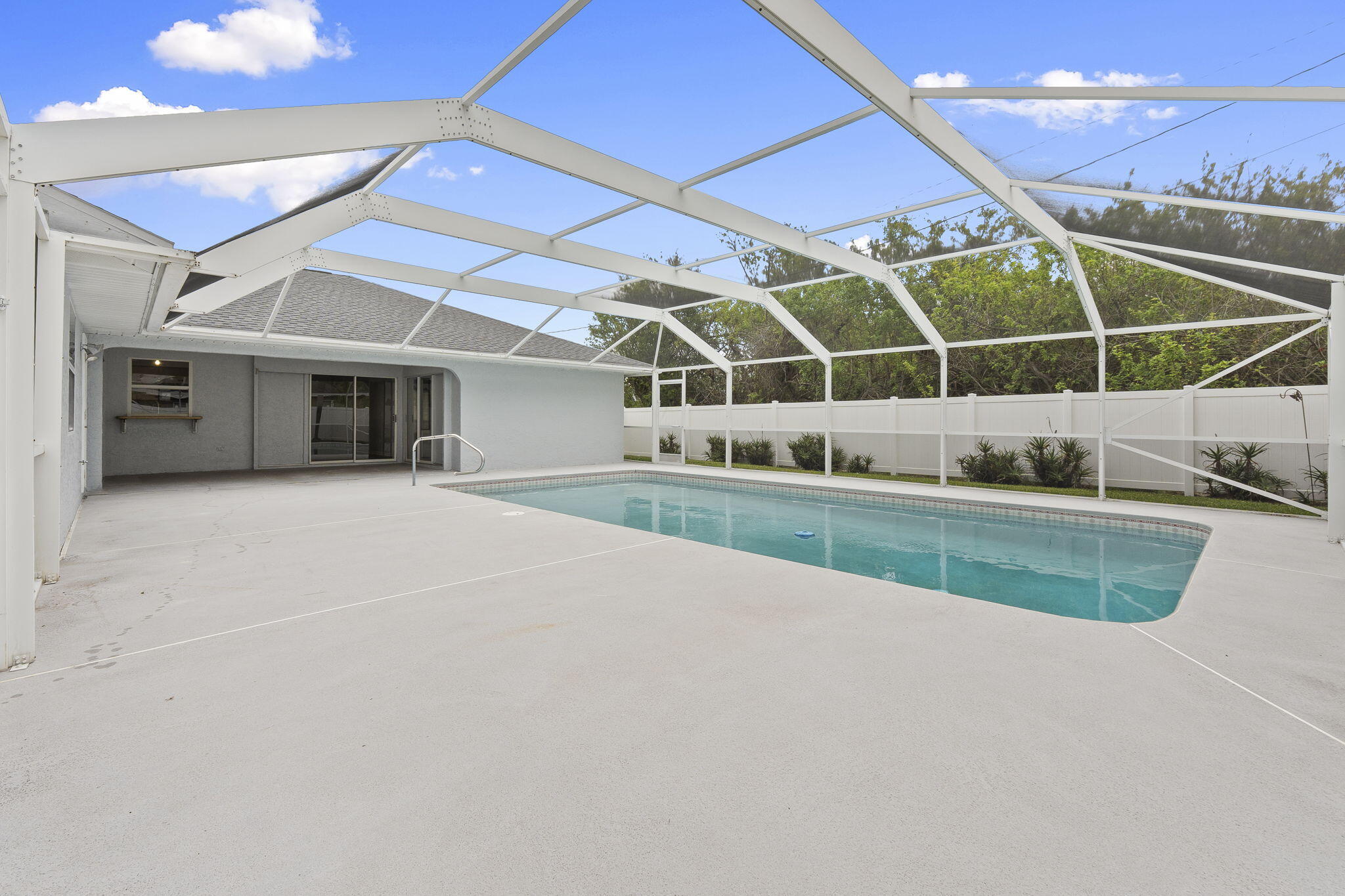 2452 Southwest Fair Isle Road Port St. Lucie, FL 34987 - Photo 36 of 52 21-web-or-mls-DSC04144