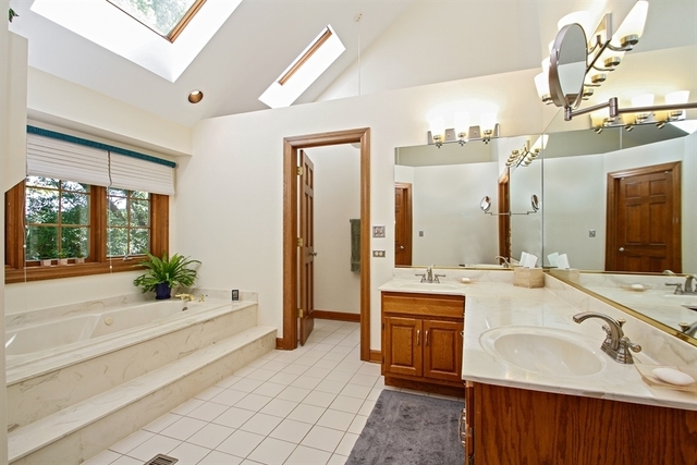 26564 Leon Drive Tower Lakes, IL 60010 - Photo 13 of 25