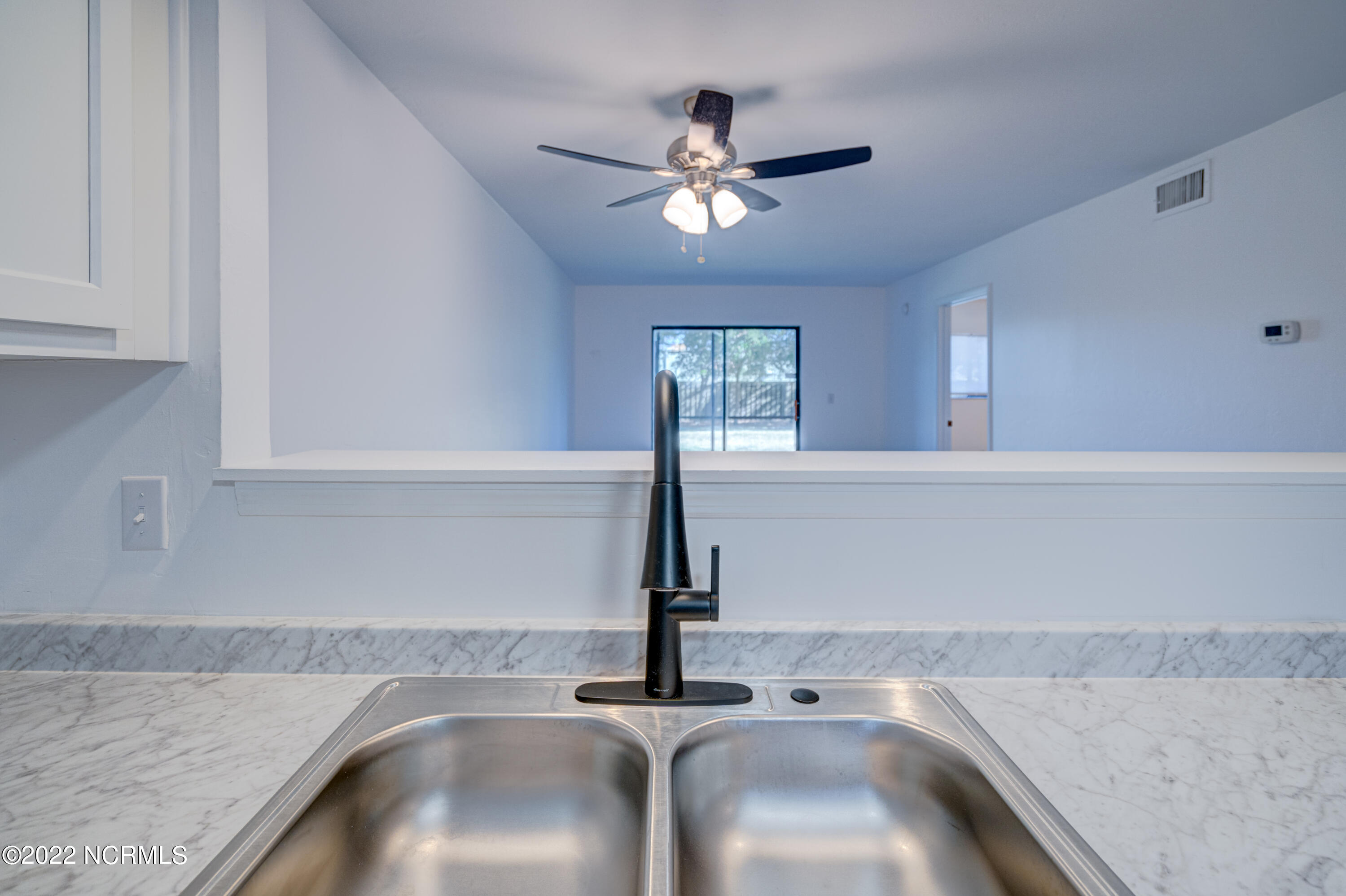 4493 Holly Tree Road Wilmington, NC 28412 - Photo 5 of 34 Kitchen