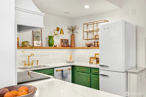 $980,000 | 1134 Finnegan Way, Unit 201, Bellingham, WA 98225
