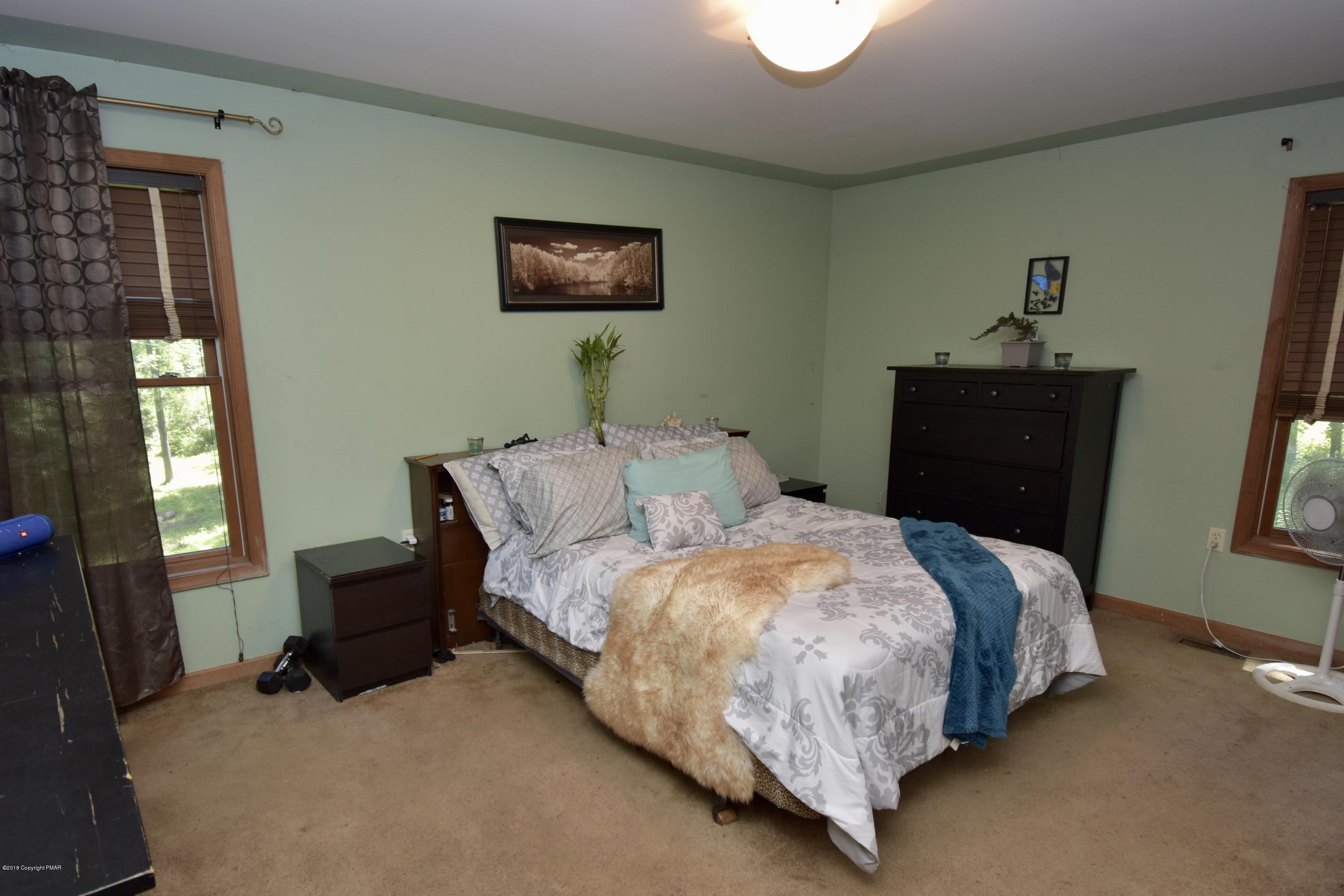 5033 Pine Ridge Road East Stroudsburg, PA 18302 - Photo 13 of 21 master bedroom