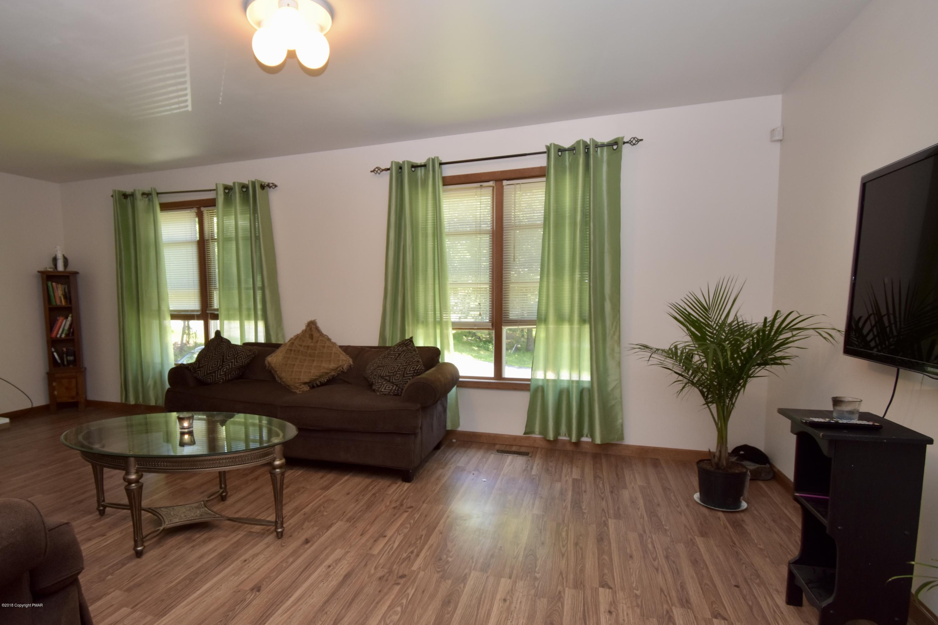5033 Pine Ridge Road East Stroudsburg, PA 18302 - Photo 7 of 21 living room again