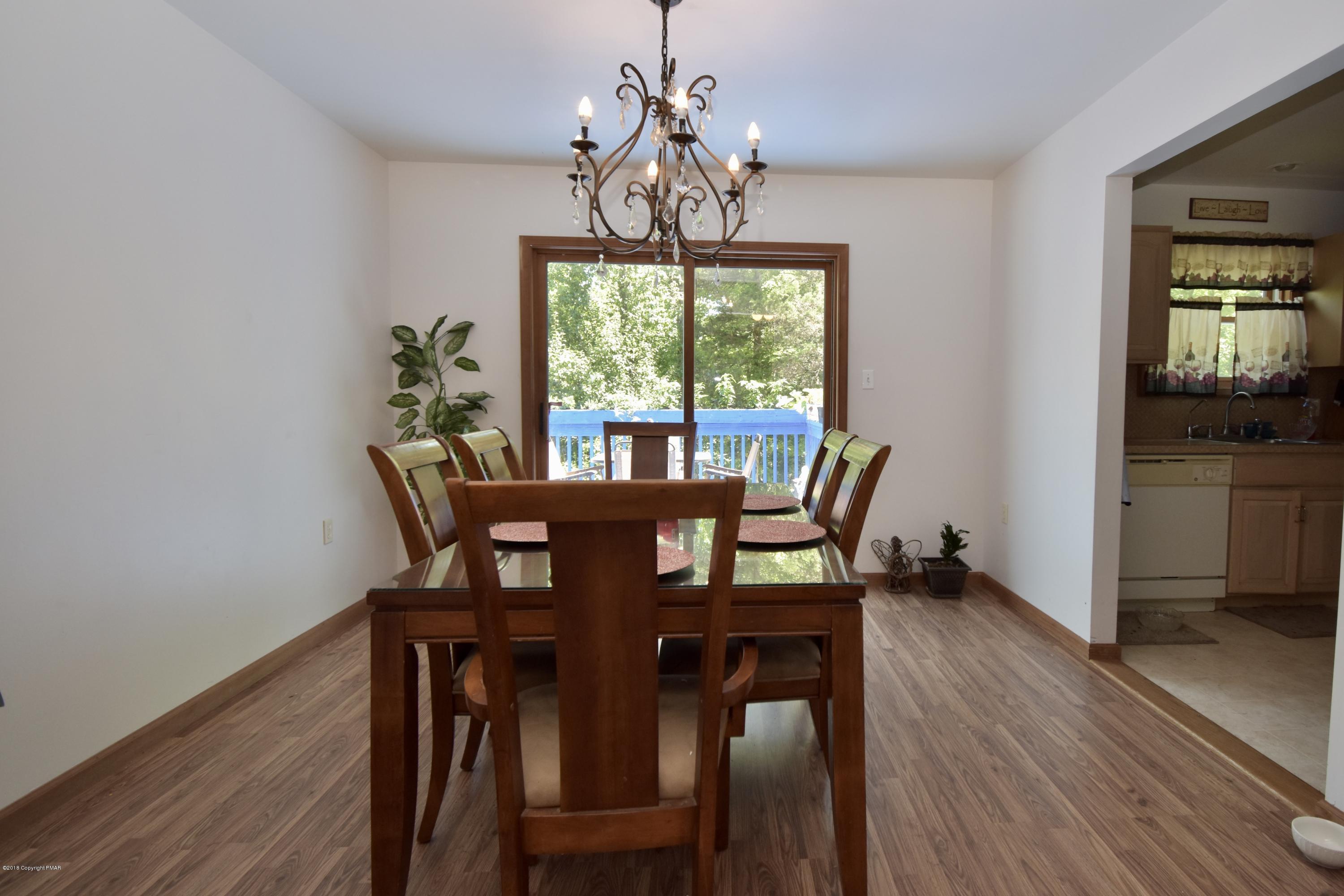 5033 Pine Ridge Road East Stroudsburg, PA 18302 - Photo 9 of 21 dining room
